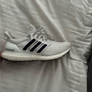 White and navy blue mens used ultra boost size 9
